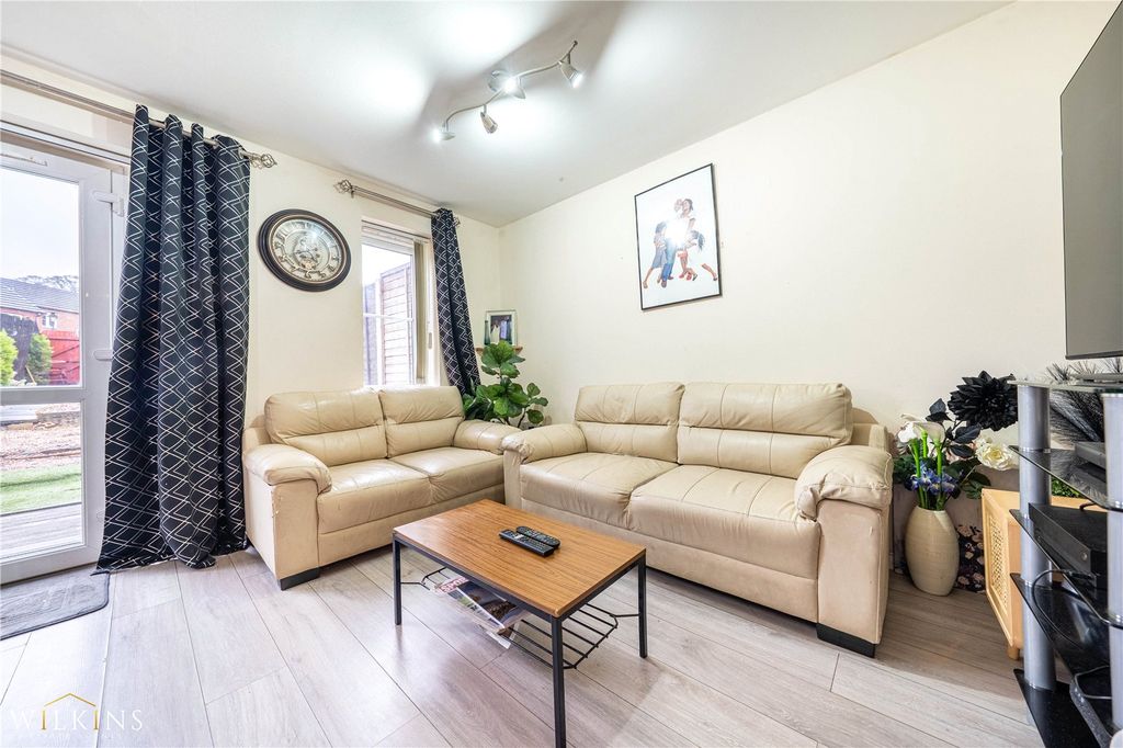 Property photo 2 of 30 Picture No. 20