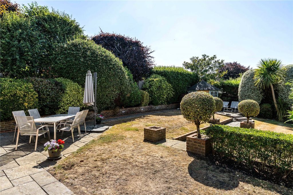 Property photo 2 of 20 Picture No. 40
