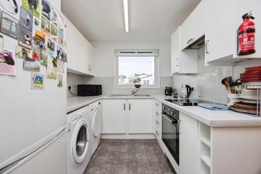 Property photo 3 of 20 Pbox-Img.Jpg