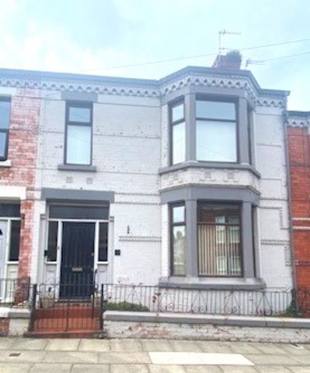 Property photo 1 of 8