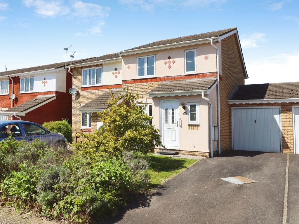 Property photo 1 of 19