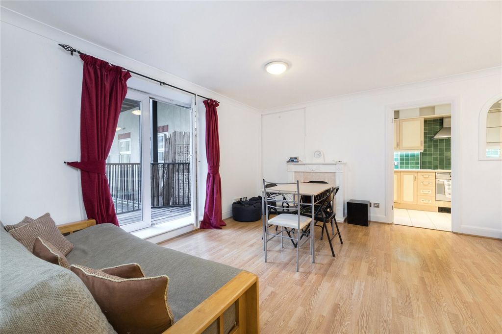 Property photo 1 of 8