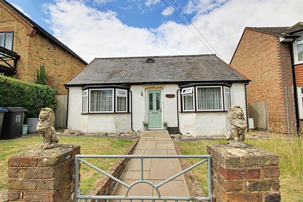 Property photo 1 of 19 Front.Jpg