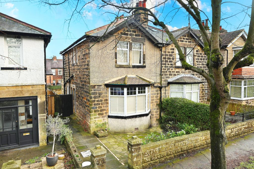 Property photo 3 of 25