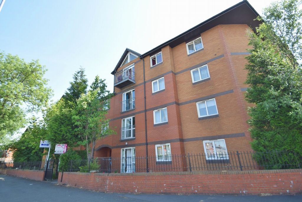 Property photo 1 of 12 1 Bedroom Flat For Rent