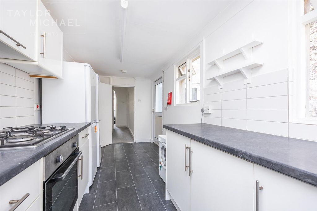 Property photo 1 of 24 Kitchen