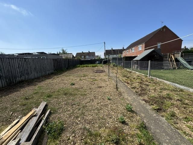Property photo 2 of 11 Outside