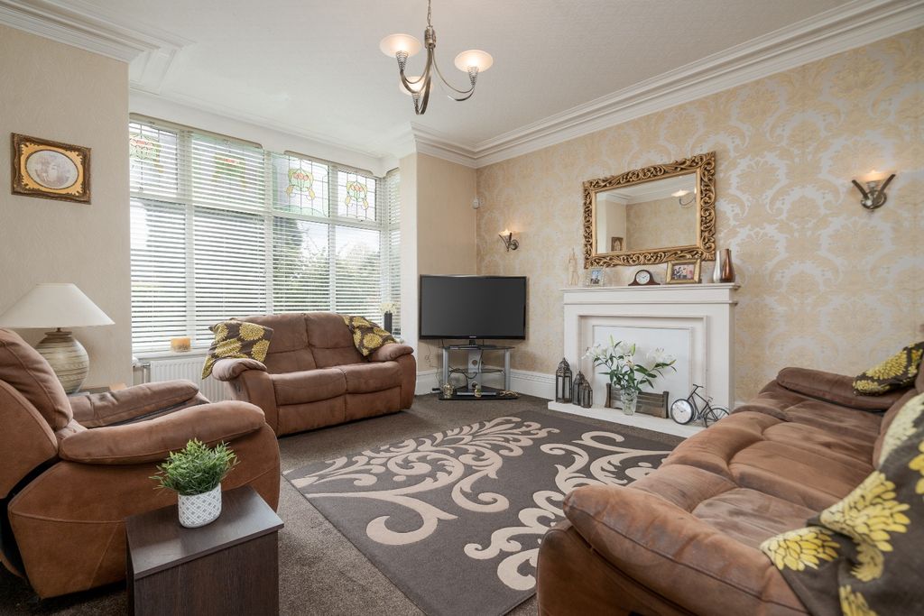Property photo 3 of 31 2881549