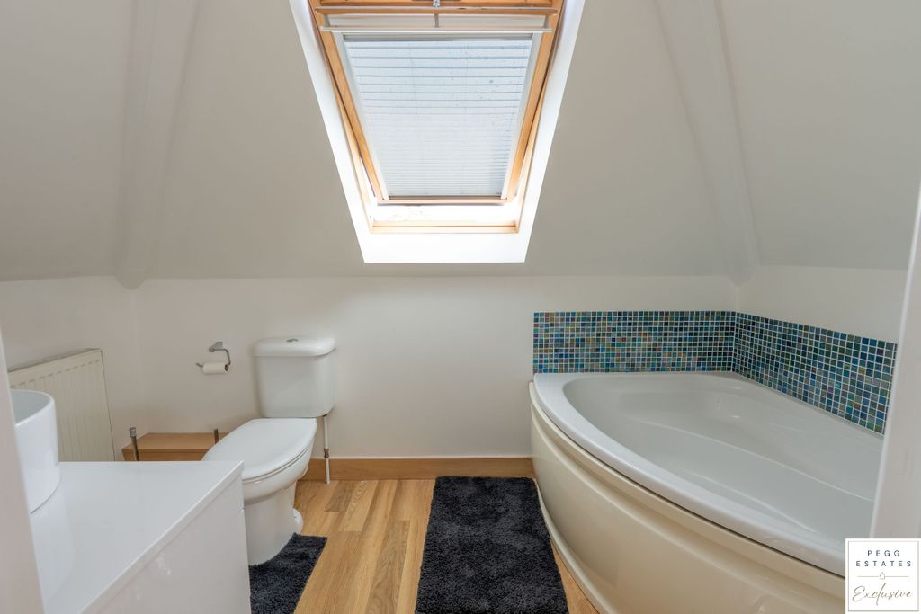 Additional image 30 of 4 bed detached house for saleAshburton Road, Newton Abbot TQ12