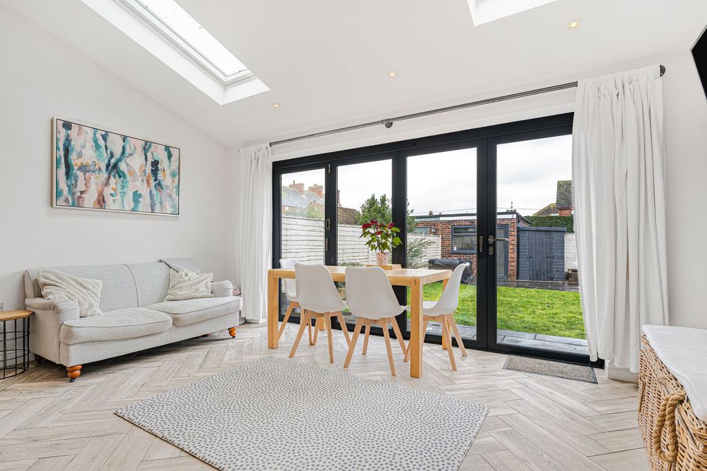 Property photo 3 of 20 Open Plan Dining