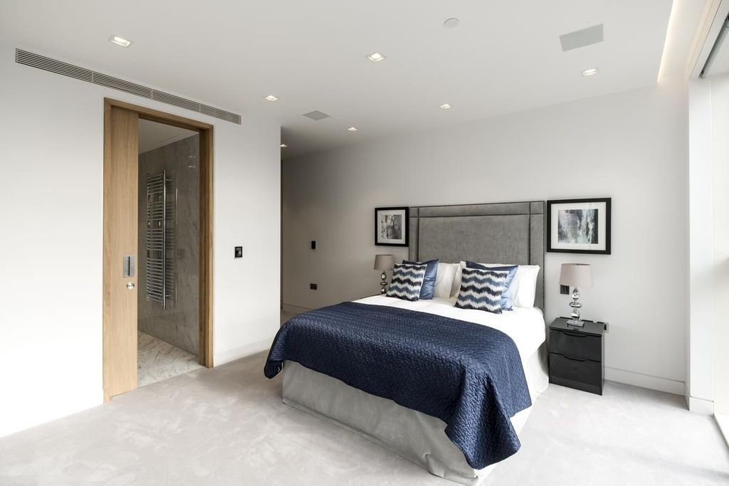 Property photo 3 of 19 Image