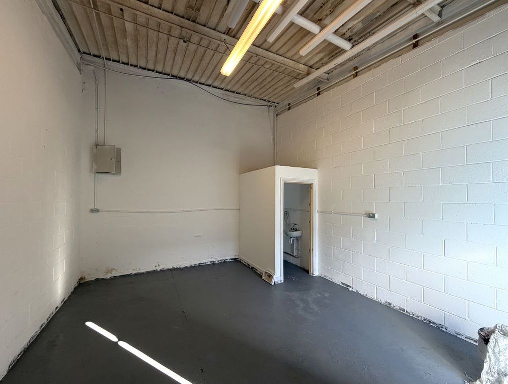 Property photo 2 of 6 Photo 2