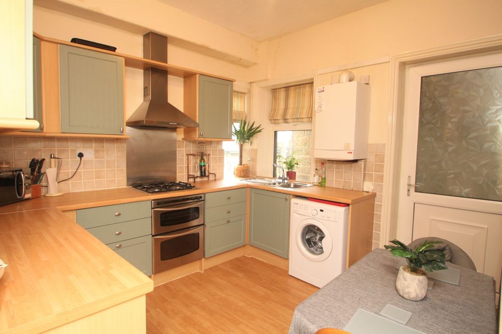 Property photo 3 of 8 0 General