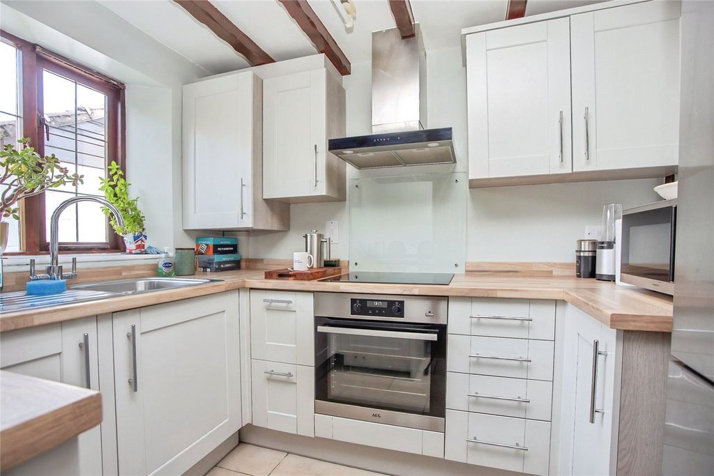 Property photo 3 of 14 Picture No. 07