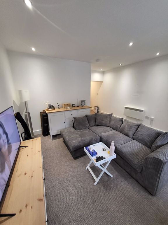 Property photo 2 of 6 Photo 15