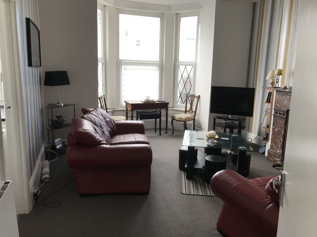 Property photo 3 of 13 Gallery