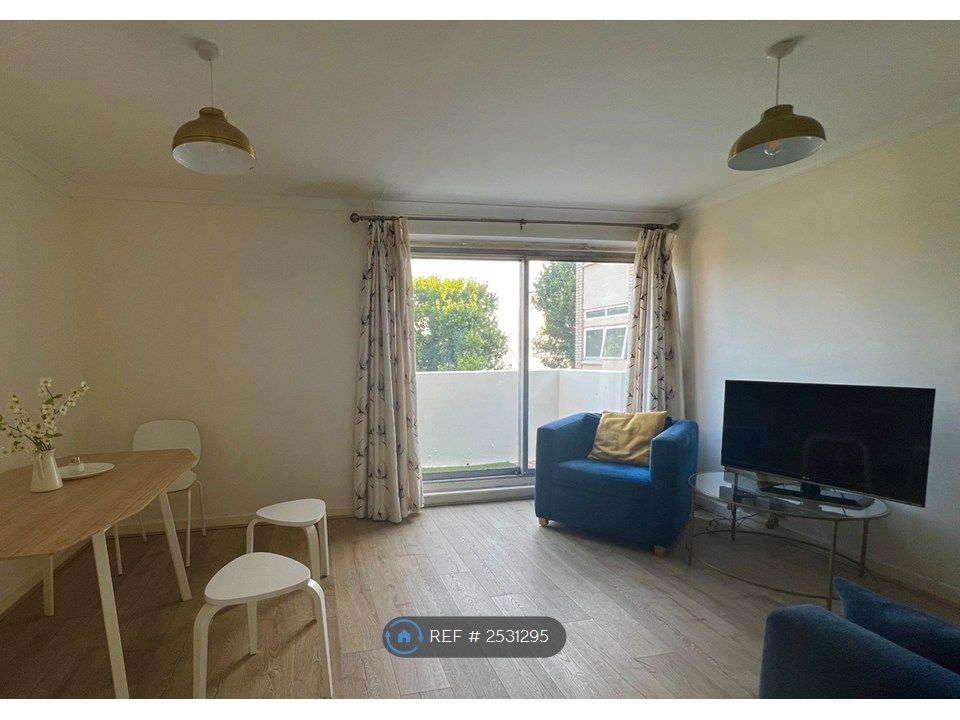 Property photo 1 of 11 Living Room And Balcony