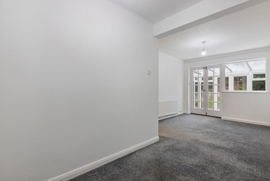 Property photo 3 of 12 A10 - 29 Davies Avenue Paignton - 241210