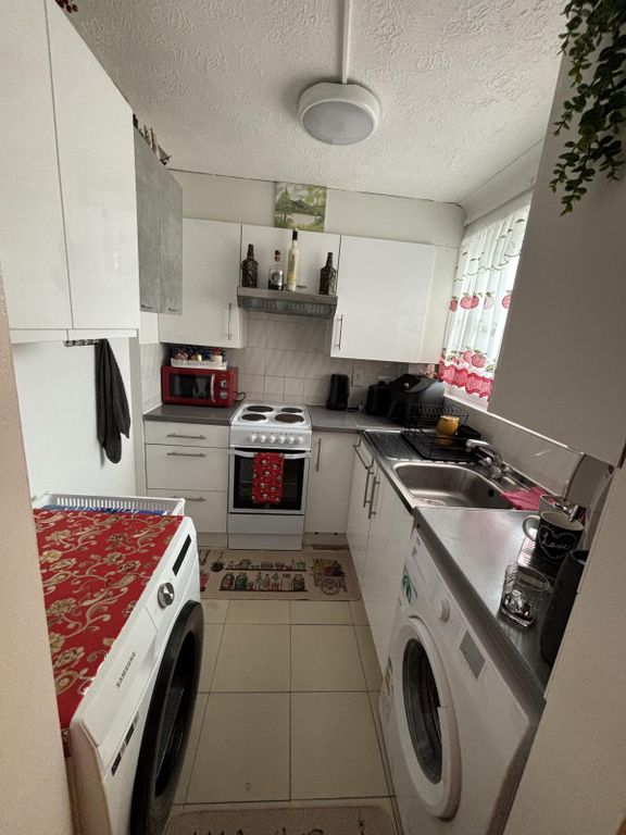 Property photo 2 of 9 Https://Cdn.Rmcloud.Online/Rmc-Temp-Live/Major/Acf8531Bf4Ac5Faacd9d2B2F75cc22B2.Jpeg