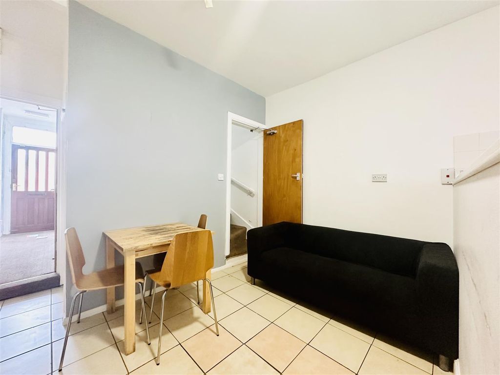 Property photo 3 of 15 Image00004.Jpeg