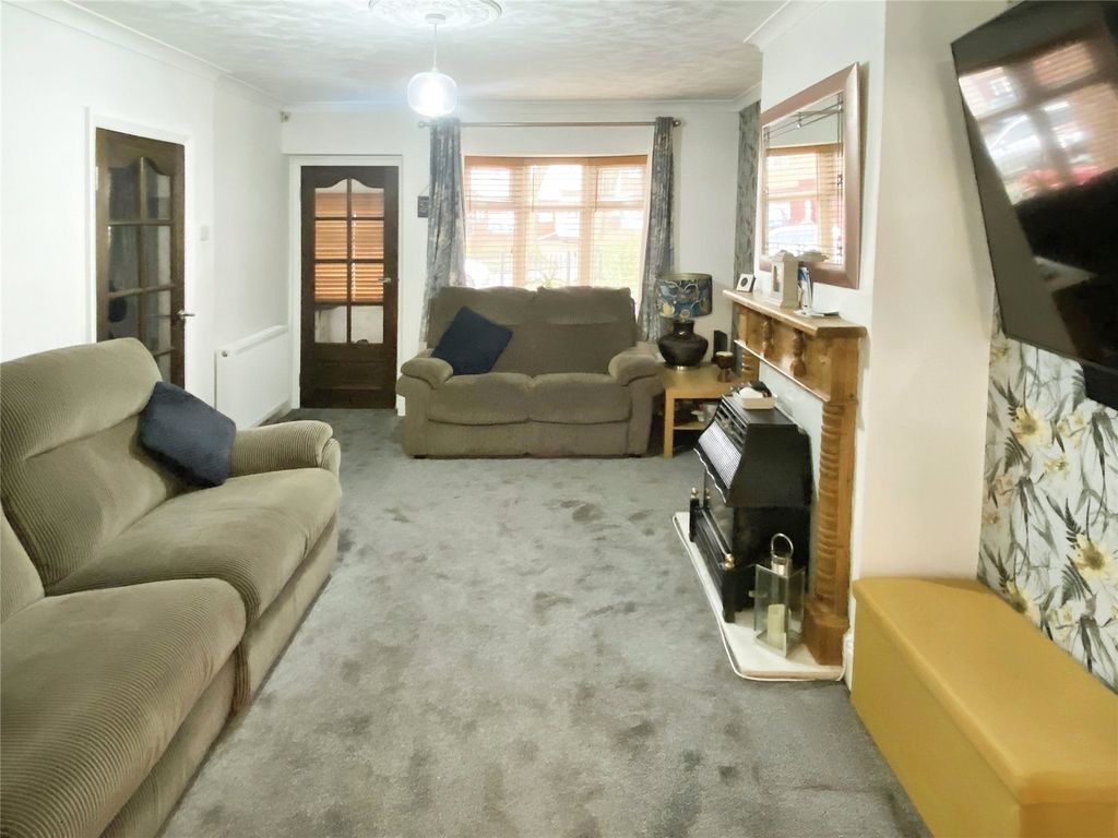 Property photo 2 of 12 Lounge Area