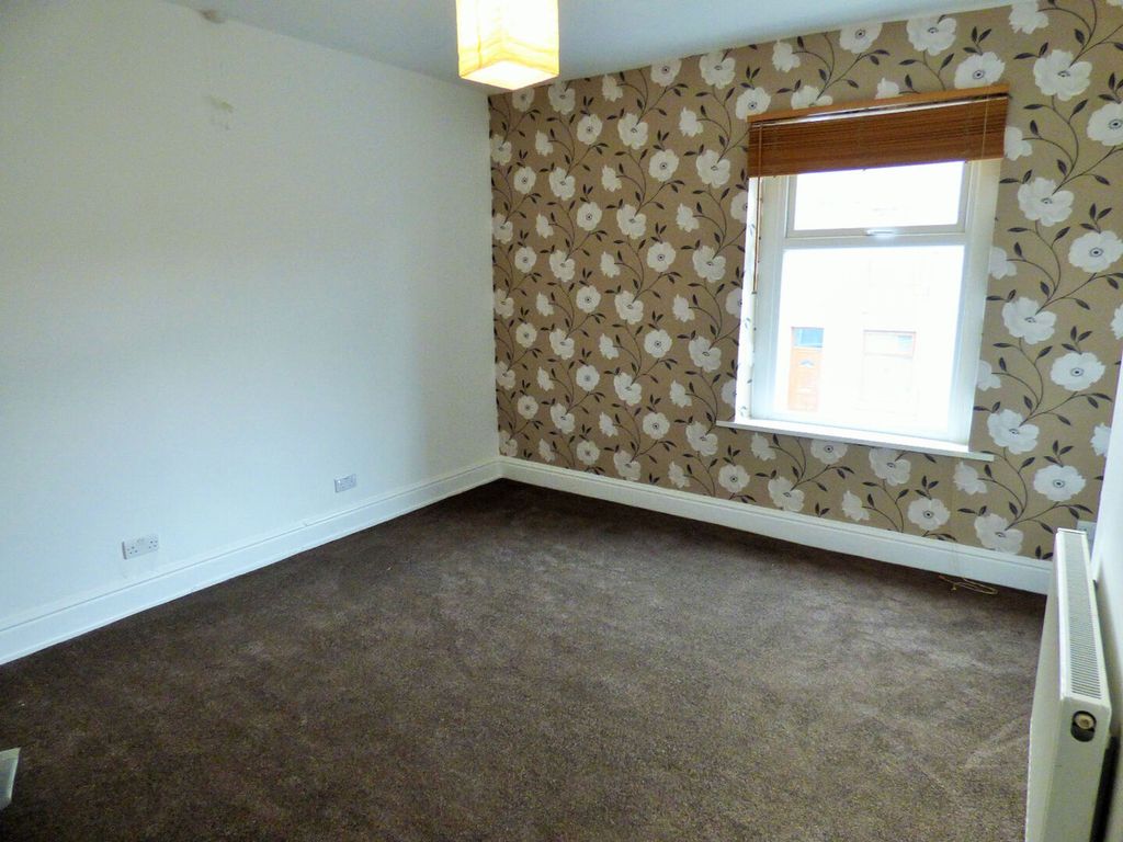 Property photo 3 of 9 4785.Jpg