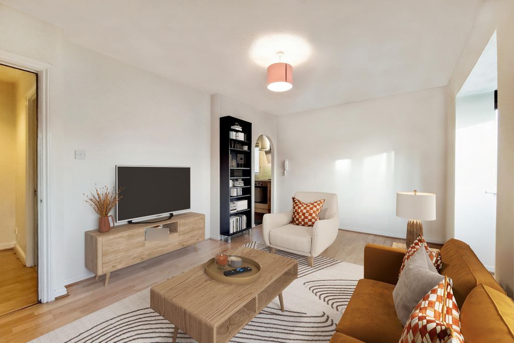 Property photo 2 of 10 Photo 1