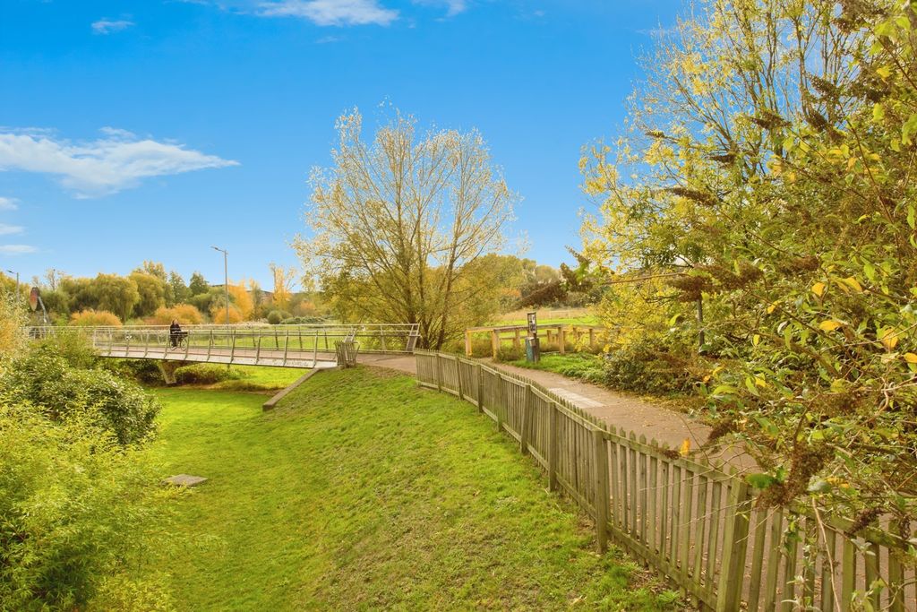 Property photo 1 of 17 Photo