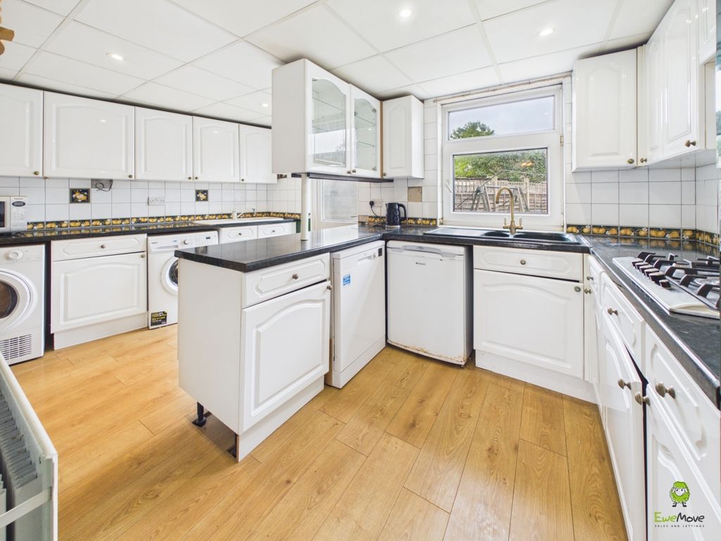 Property photo 1 of 20 Presented By Clinton At Ewemove Bexleyheath And Da