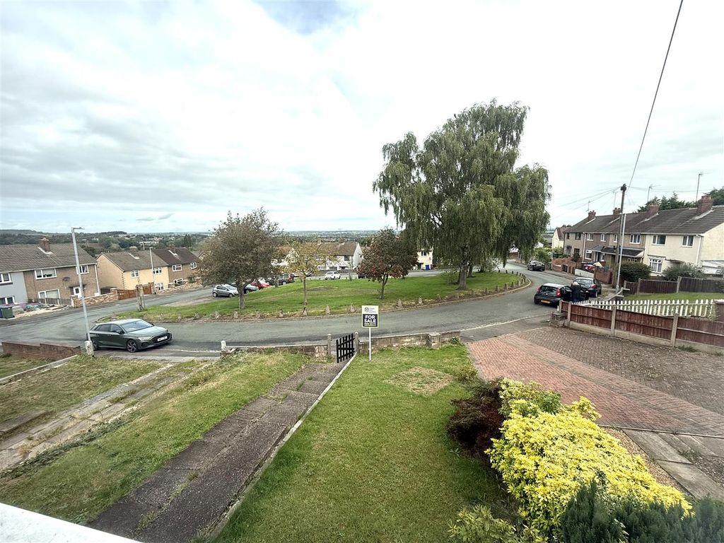 Property photo 3 of 17 27 His View.Jpeg