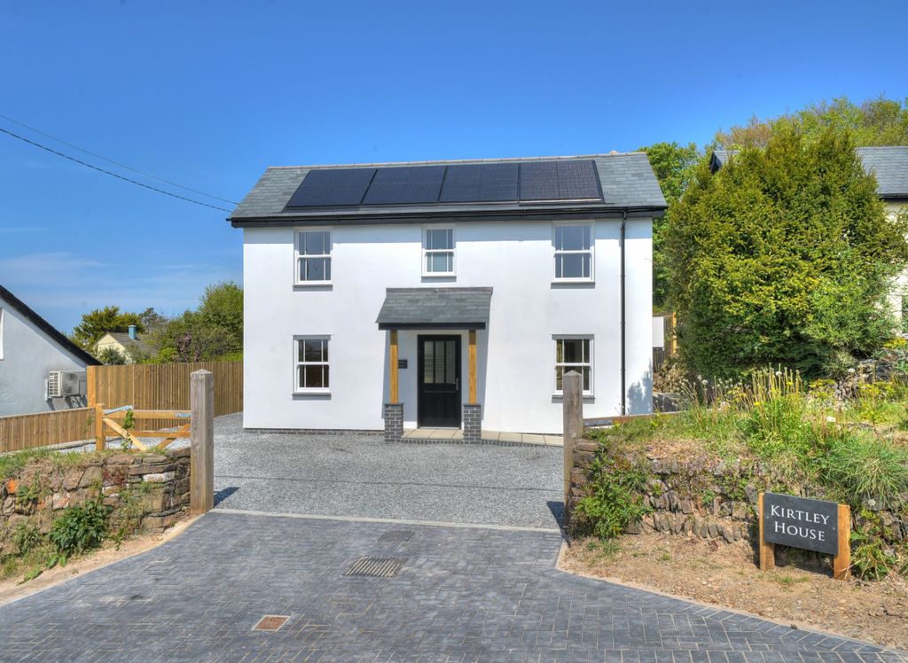 Property photo 1 of 31