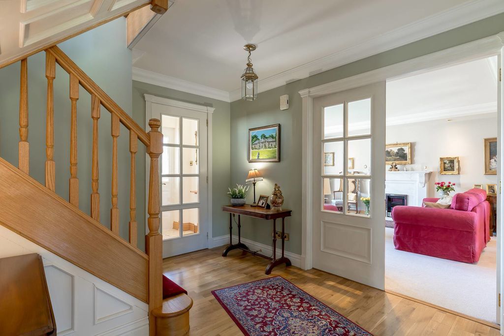 Property photo 3 of 38 Photo 2