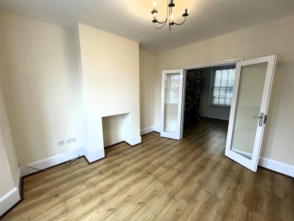 Property photo 3 of 14 Img_8591.Jpg