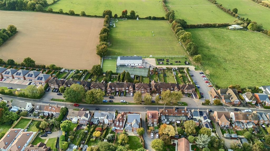 Property photo 1 of 19 1360948-12-68dc006B46F80-Arw-1.Jpg