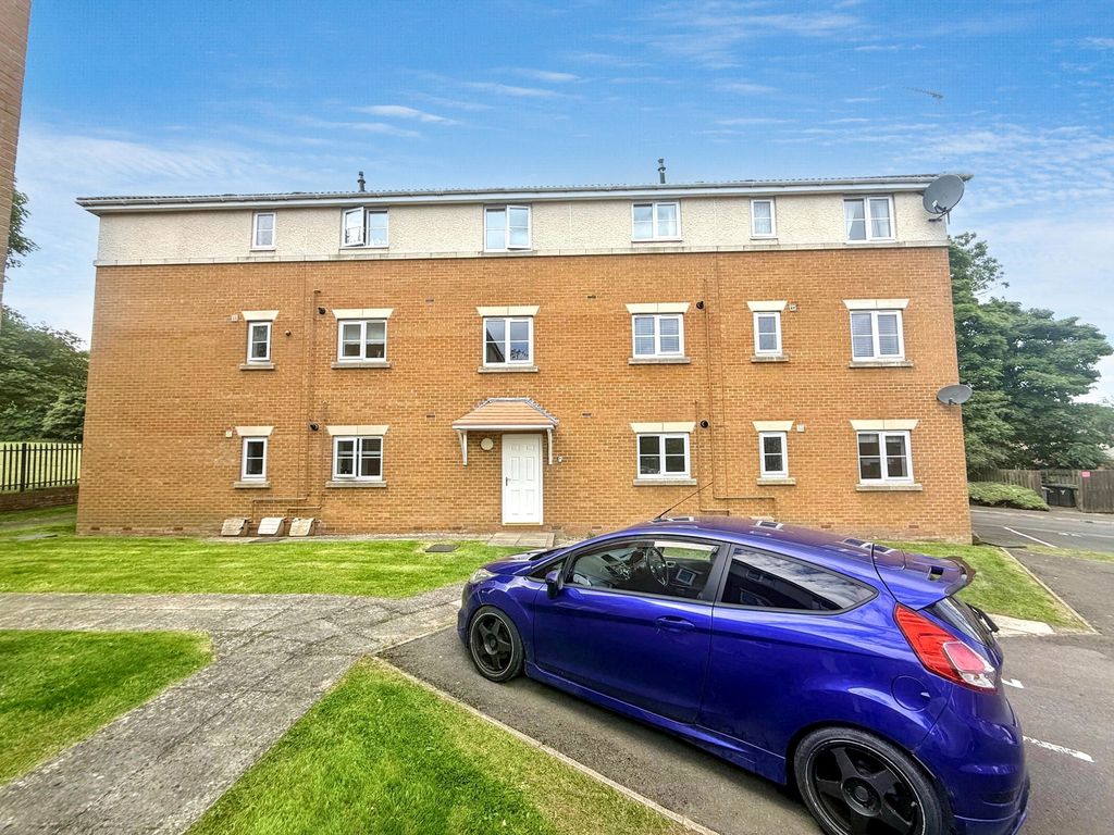 Property photo 1 of 2