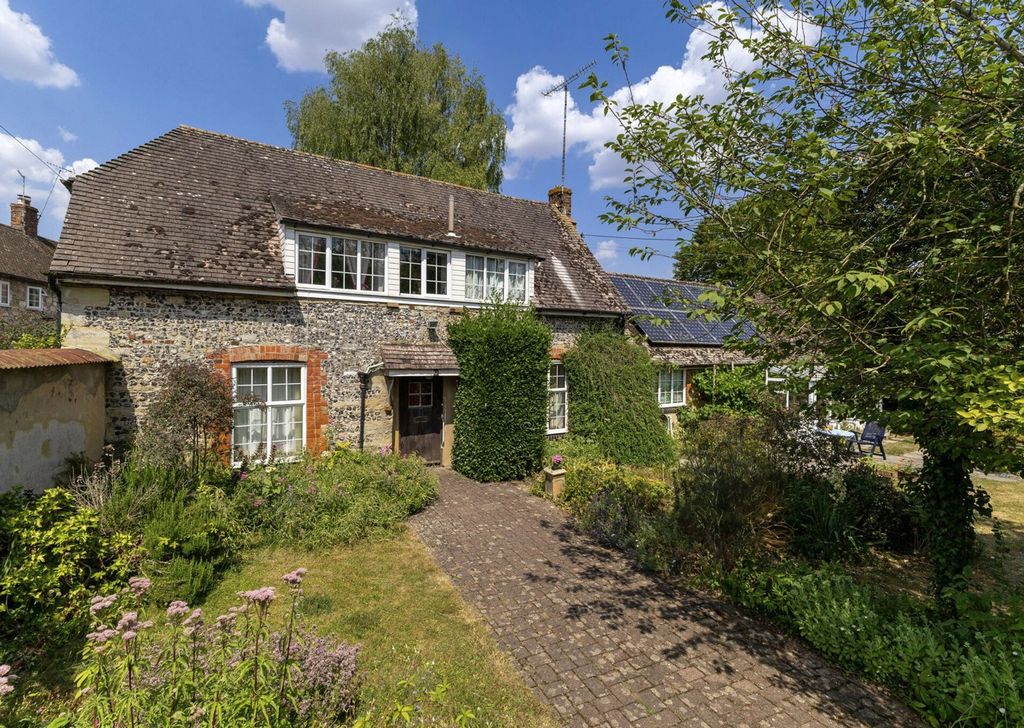 Property photo 1 of 18