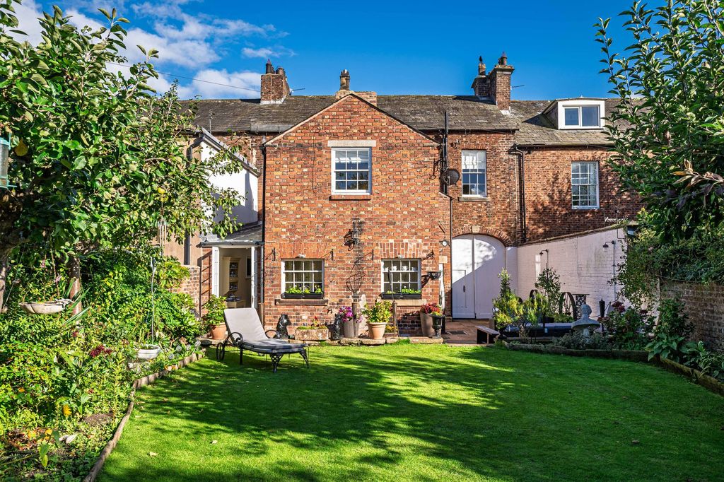 Property photo 1 of 59