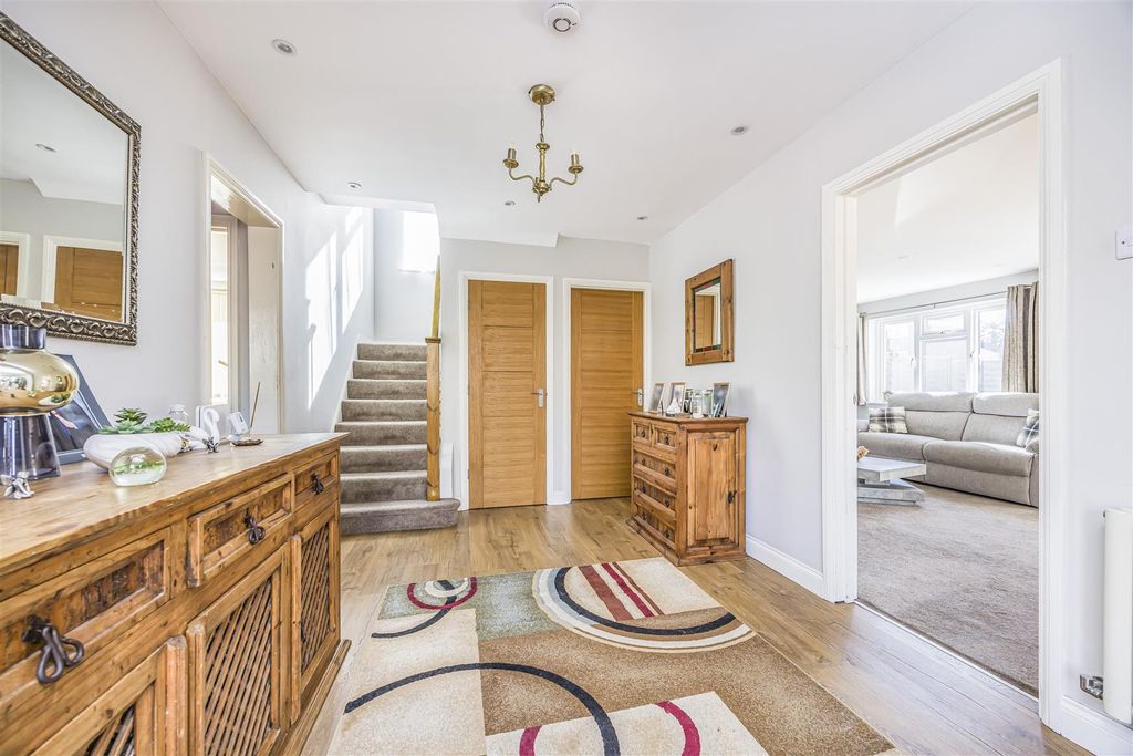 Property photo 3 of 32 2 Warfield Avenue, Waterlooville-Porticomarketing-