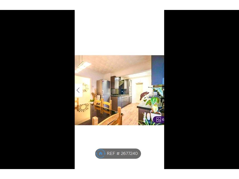 Property photo 1 of 15 Large Double Room For Rent, Available Now