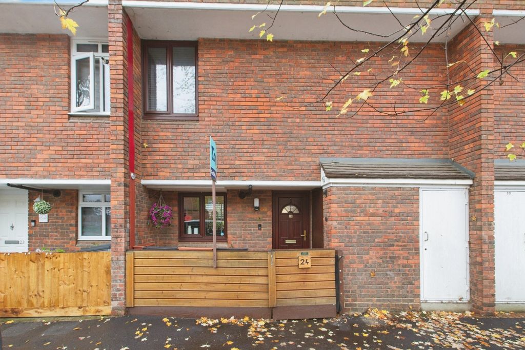 Property photo 3 of 20 Img_4808