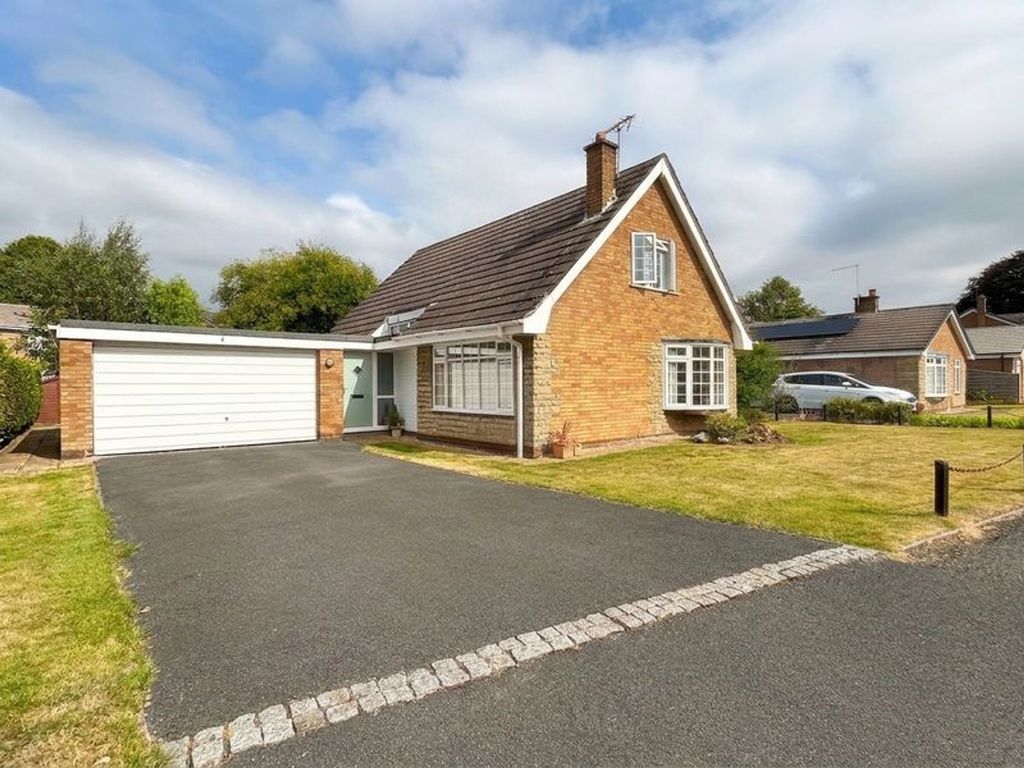 Property photo 1 of 28