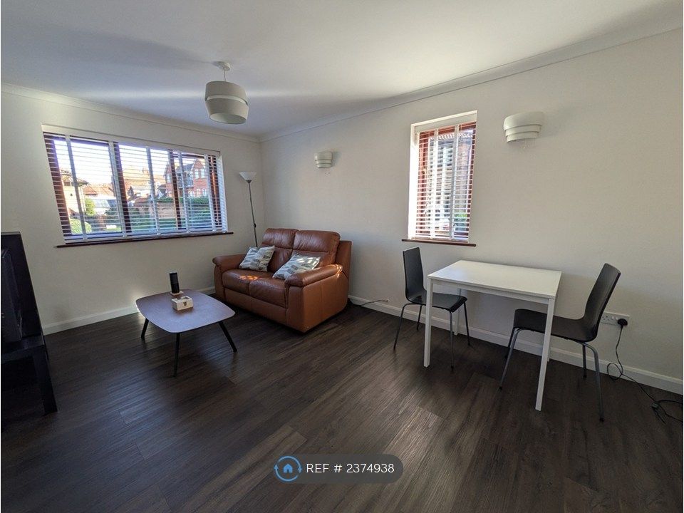 Property photo 3 of 5