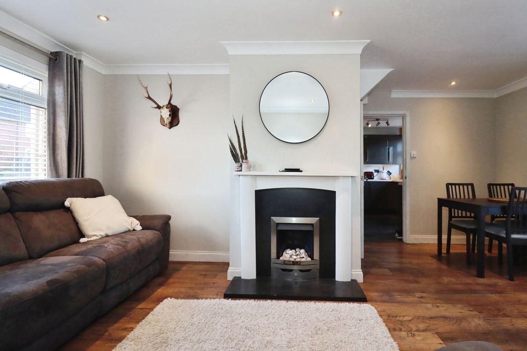 Property photo 2 of 14 Pbox-Img.Jpg