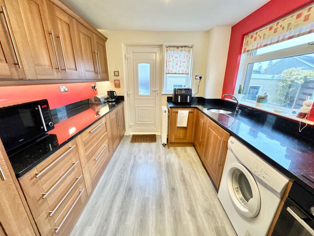 Property photo 3 of 29 Img_3080