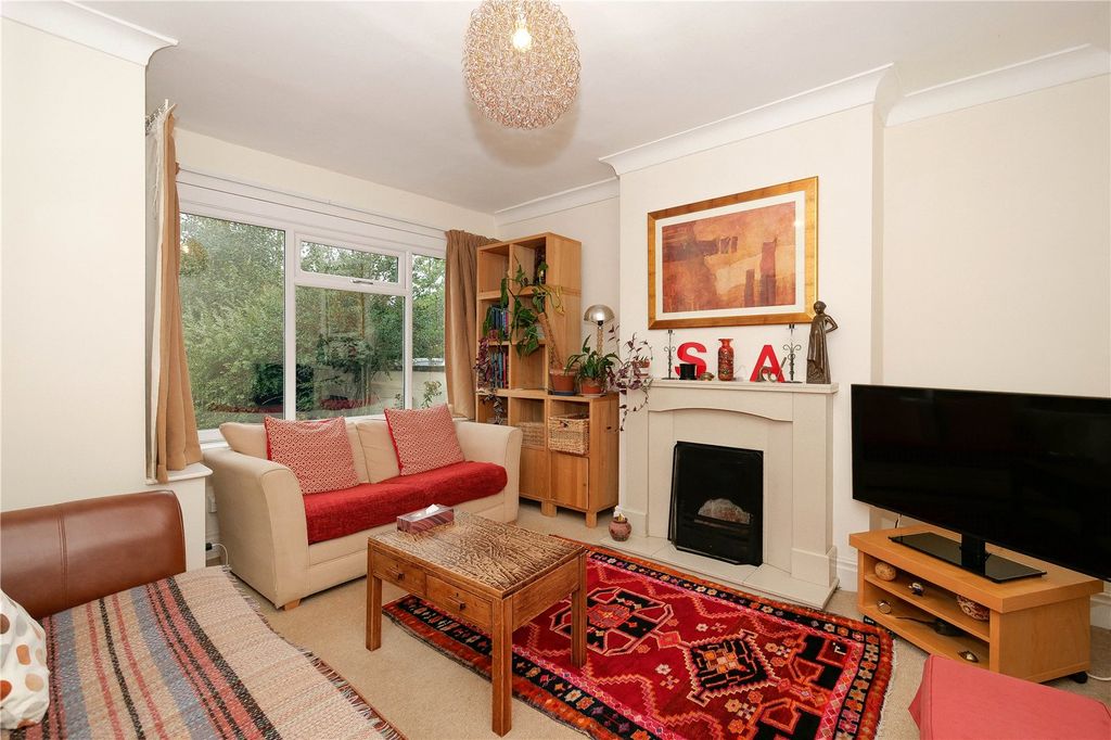 Property photo 2 of 19 Picture No. 02