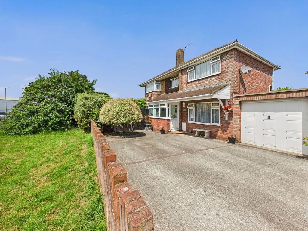 Property photo 2 of 33