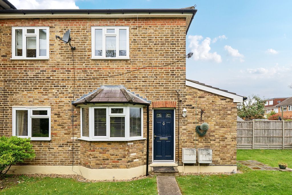 Property photo 1 of 20 1438148-19-69Ccfc...