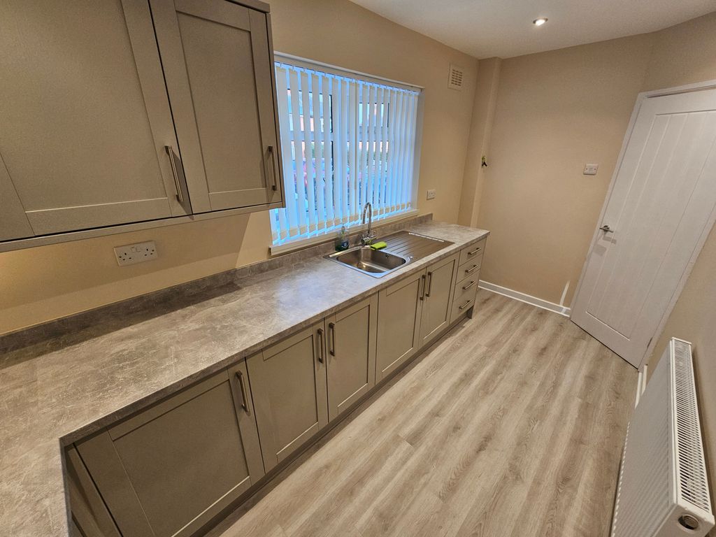 Property photo 3 of 14 Image