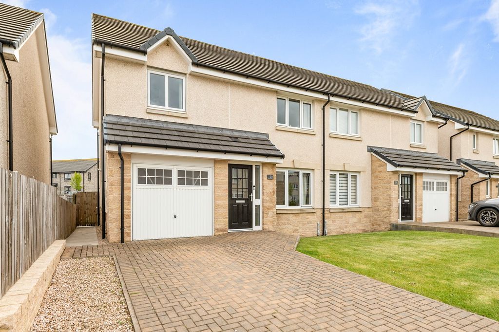 Property photo 1 of 26 5108591
