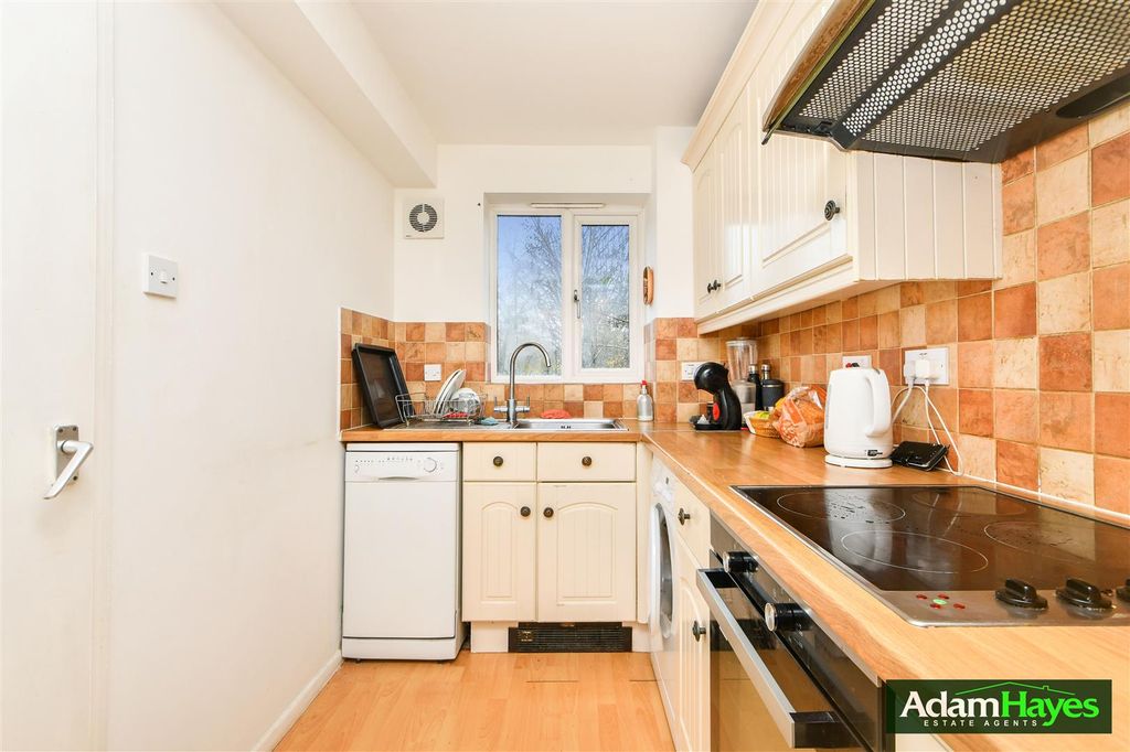 Property photo 3 of 6 Dsc_2579.Jpg